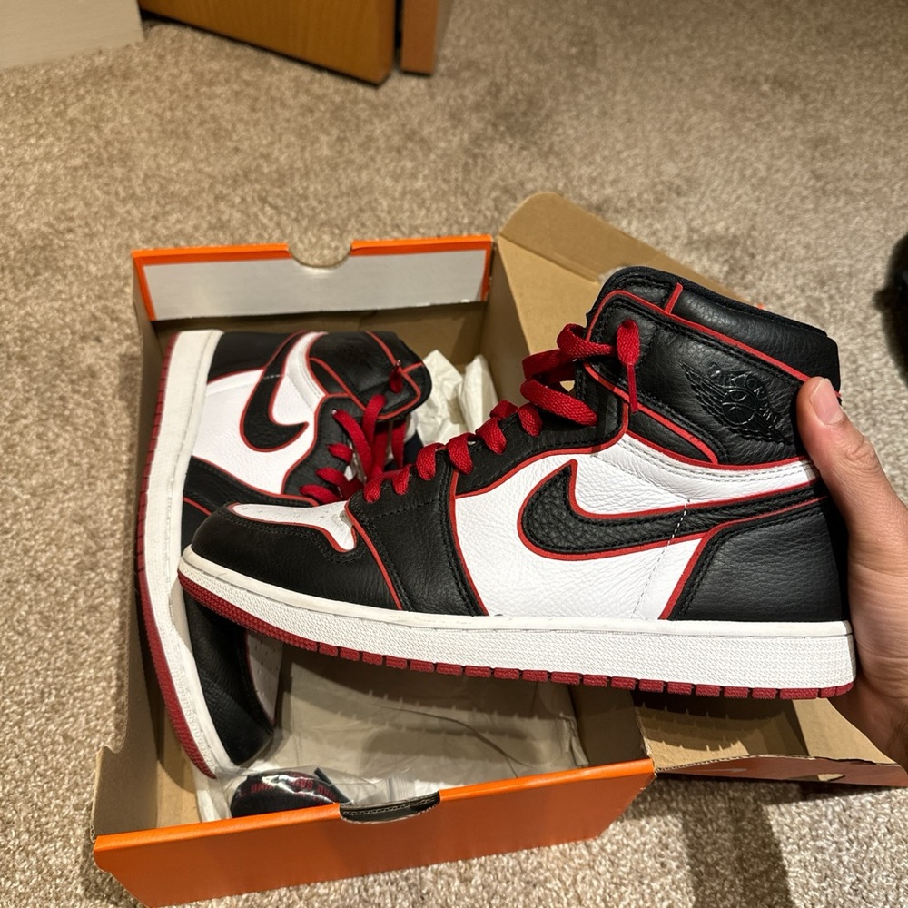 Jordan 1 Bloodline